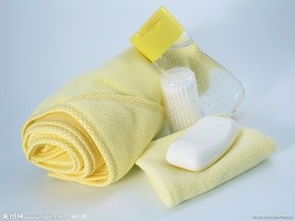 前胸后背长痘痘怎么办？科学护肤与日常用品选购指南